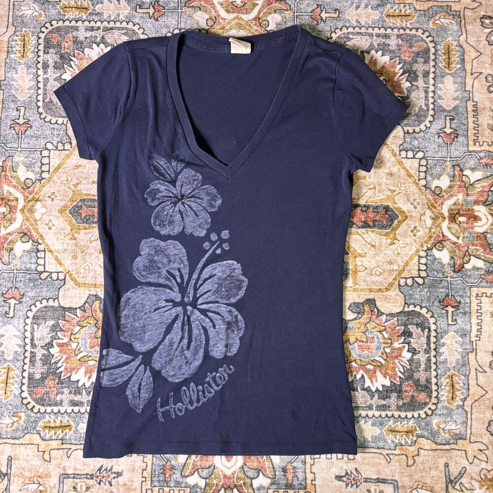 Y2K Hollister navy blue Hawaii flower baby doll T-shirt top V neck size Small